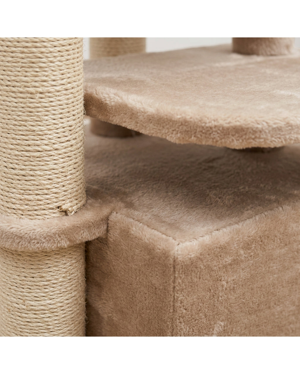 Wcwo Compact Sisal Cat Tree 72 cm Beige with Raised Perch - Detail view